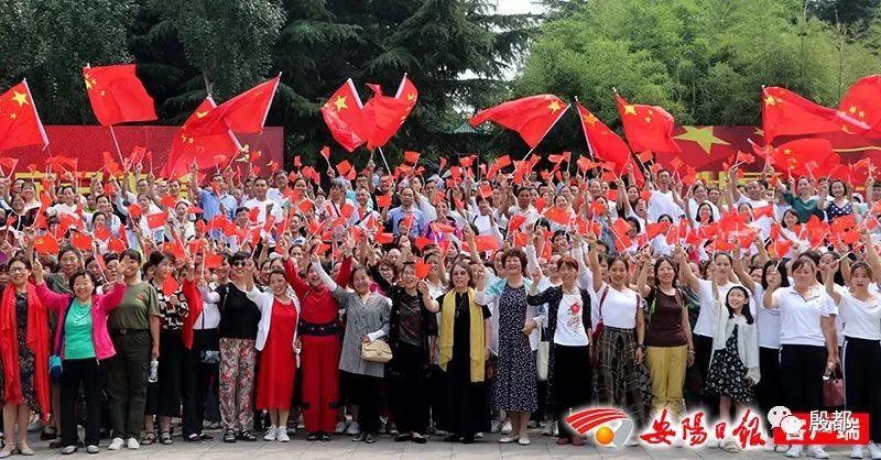 ”见行见效 津彩绽放”活动参赛作品:元旦合唱